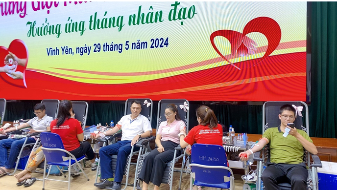 TNV tham gia hiến máu